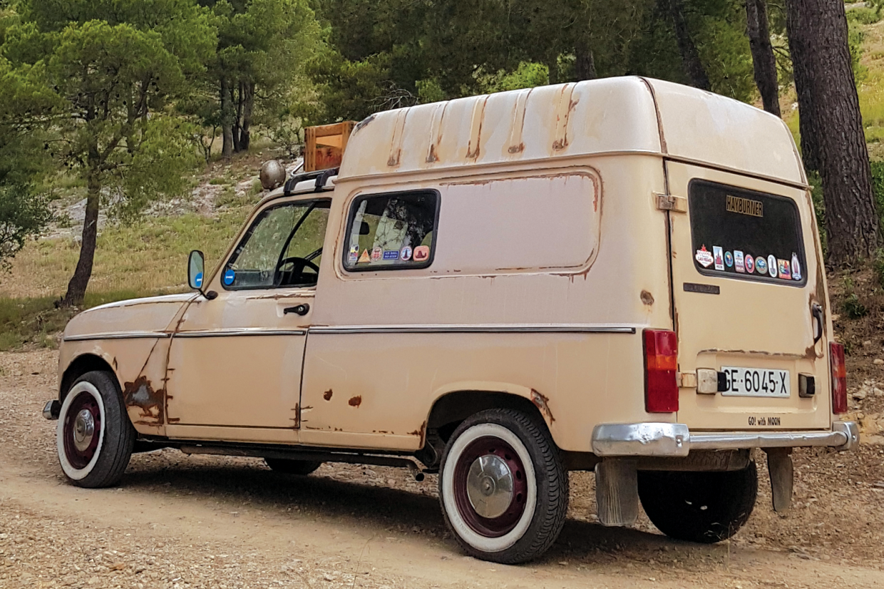 Véhicules Utilitaires N° 38 Le Colleur D'Ffich Es Sa Renault 4 F6. Neuf